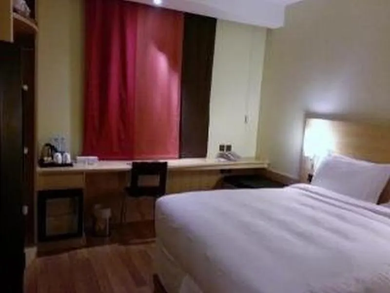 *** מלון Ibis Riyadh Olaya Street ערב הסעודית